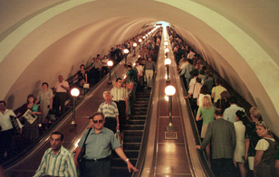 Эскалатор в один конец: страшная авария в московском метро, которую скрывали долгие годы