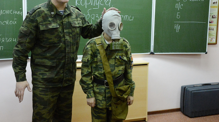 Российских студентов обучат ведению гибридных войн