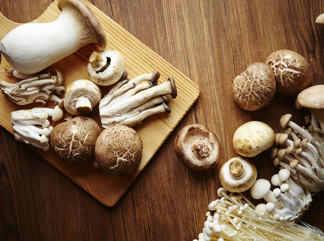 Опята или портобелло: какие грибы самые полезные (и как их лучше готовить)