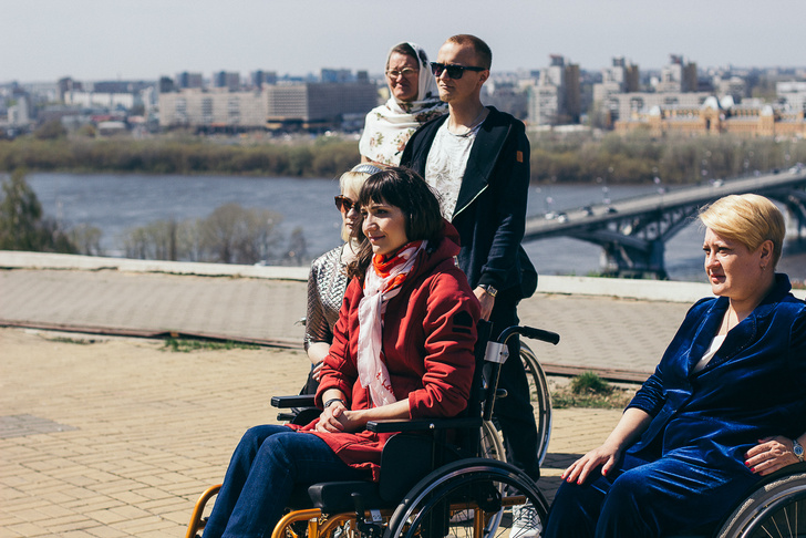 «В больнице познакомилась с мужем, он увез меня в Москву»: как россиянка 15 лет живет с диагнозом «рассеянный склероз»