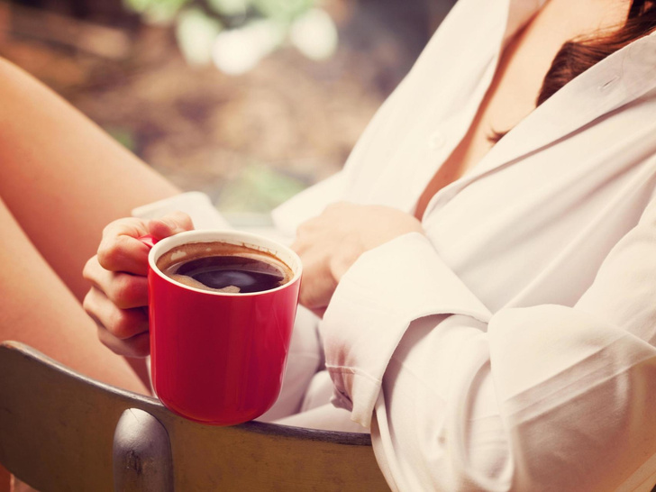 Честный вердикт: как кофе влияет на размер груди — отвечают ученые