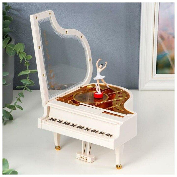 Музыкальная шкатулка с балериной «Большой рояль»