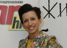 Елена Борщева борется с ревностью старшей дочери