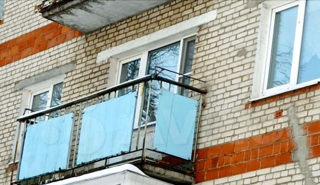 Зачем в советских квартирах делали окно из ванной на кухню — и еще 5 странностей из СССР