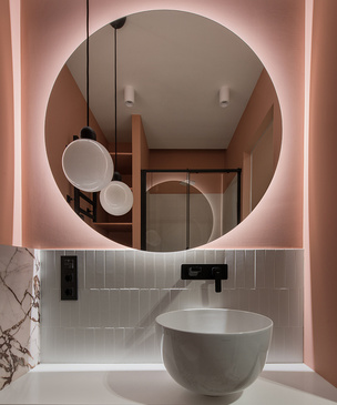 Идеи для ванной: 25 примеров зеркал с подсветкой