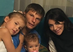 «Где опека? Андрей, заберите детей!»: подписчики обратились к Аршавину после скандала с Алисой