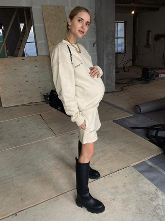 Фото №21 - Как одеваться стильно во время беременности: 9 советов для будущих мам