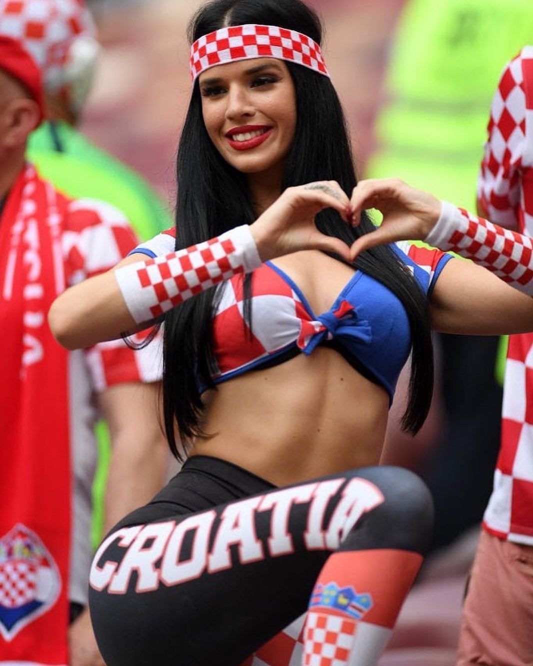 Hrvatice sexy Pevacice Gole