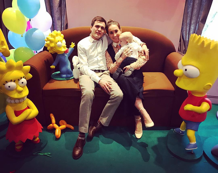 Анастасия Винокур отметила день рождения сына в стиле «Симпсонов»