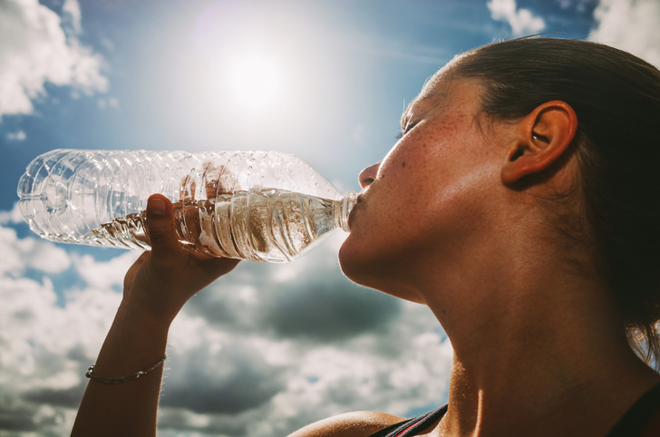 Что произойдет с телом, если ты выпьешь слишком много воды