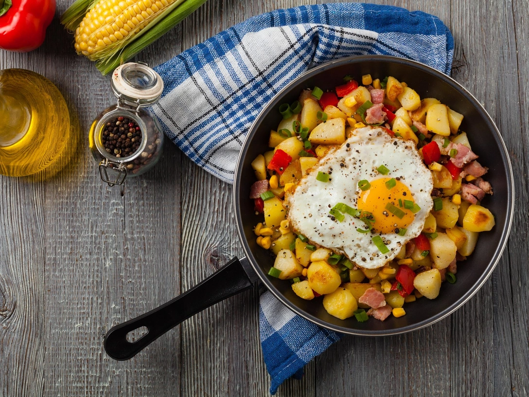 Картофель на завтрак: секрет быстрого и сытного блюда, которое зарядит энергией надолго | marieclaire.ru