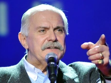 Михалков – Макаревичу: «Люди, которые вышли на «Бессмертный полк», это вы их считаете мудачьем?»