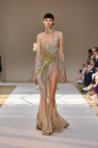 Не оторвать глаз: самые восхитительные вечерние платья на Неделе высокой моды в Париже