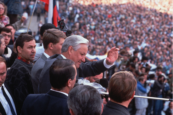 «Я устал, я ухожу». Какими мемами и легендами обросла личность Бориса Ельцина