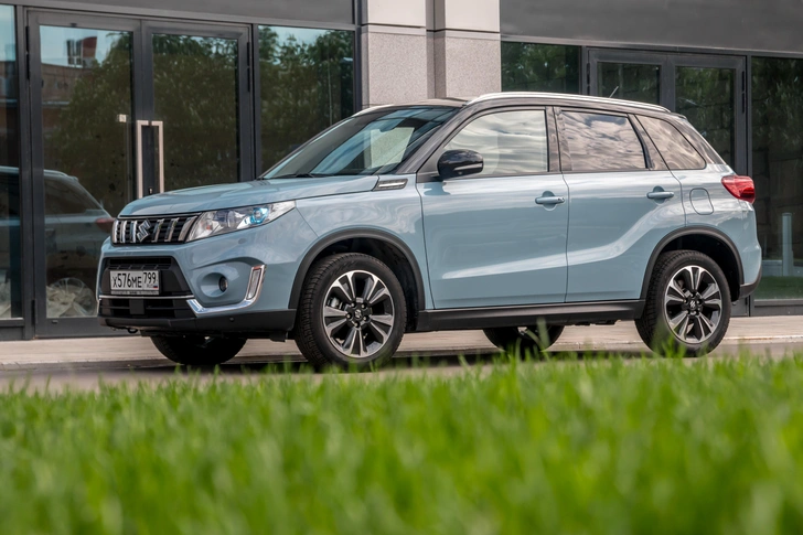 Suzuki Vitara: кроссовер, на который подсаживаешься