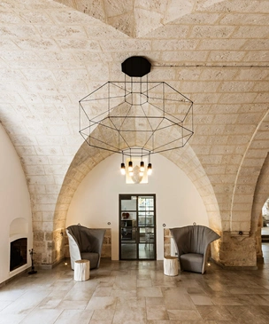 Отель Masseria Torrepietra в Апулии по проекту M+T Architetti