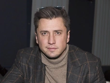 «Никаких конфет и булочек»: Павел Прилучный сел на жесткую диету ради продолжения «В клетке»