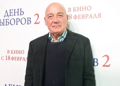 Владимир Познер: «Я дал дочери пощечину, потому что она плохо ела»