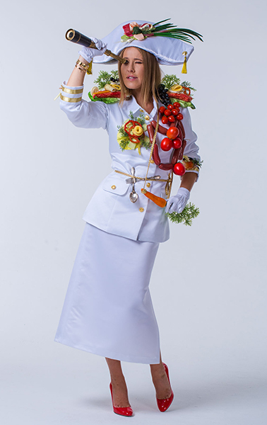  Ксения Собчак, ведущая программы "Битва ресторанов"