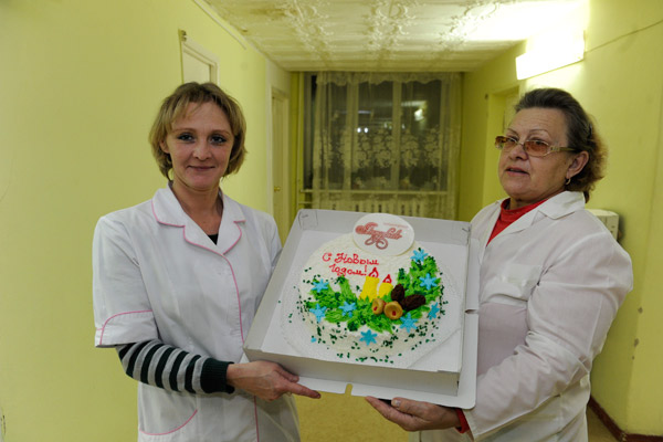 Торты для жителей дома престарелых испекли в кондитерской "Алтуфьево"