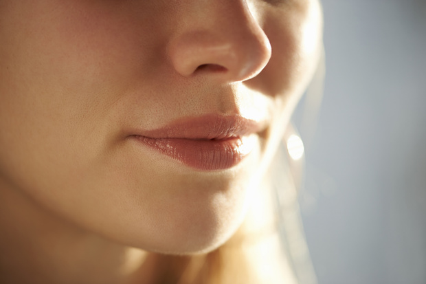 Фото №1 - Герпес на губах: симптомы и лечение простуды на губах