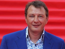 Марат Башаров мечтает вырастить из сына известного хоккеиста