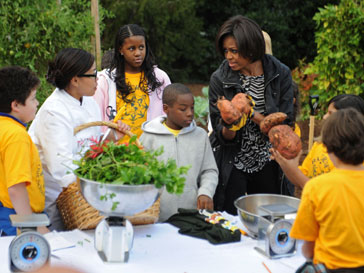 Мишель Обама собрала урожай