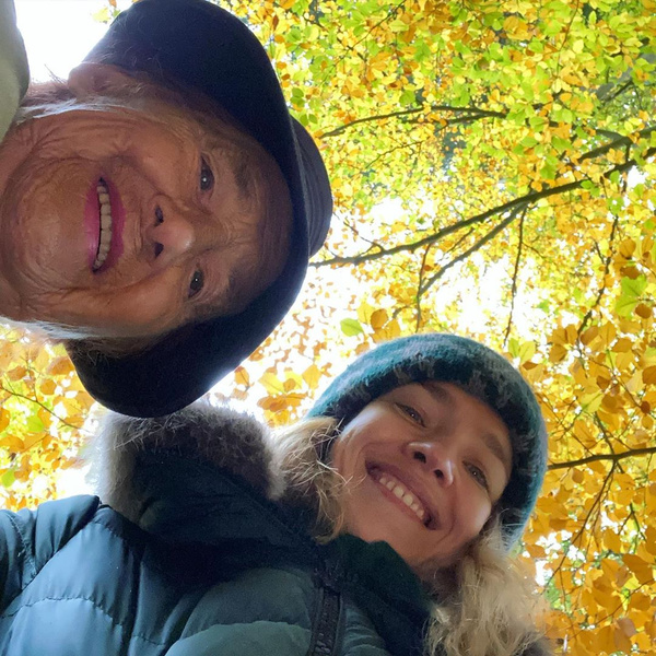 Наталья Водянова показала свою 91-летнюю бабушку
