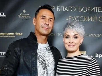 Тандем Valentin Yudashkin и Yudashkin Kids на подиуме «Русского Силуэта»