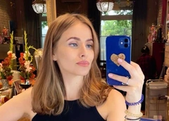 Тата Бондарчук выписалась из роддома и познакомила младшего сына с братом