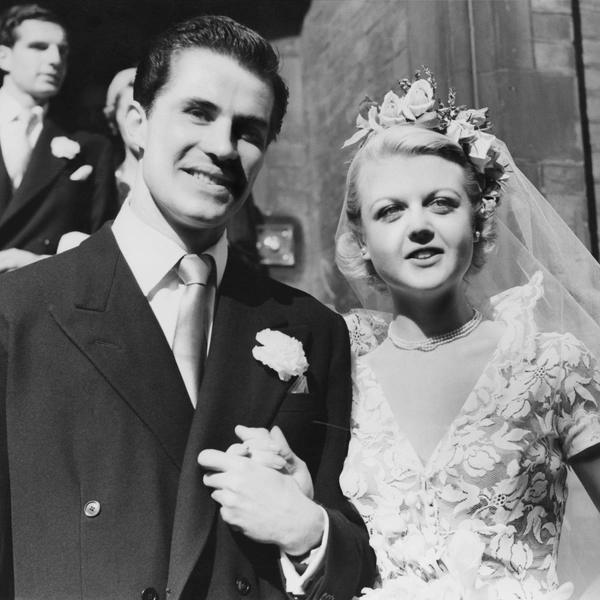1949: Анджела Лэнсбери и Питер Шоу
