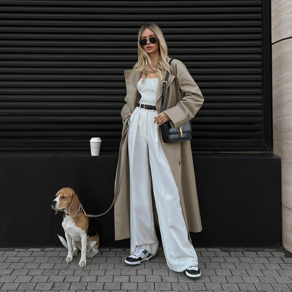 С чем носить белые брюки весной 2022: образ, в котором ты будешь выглядеть как Pinterest girl