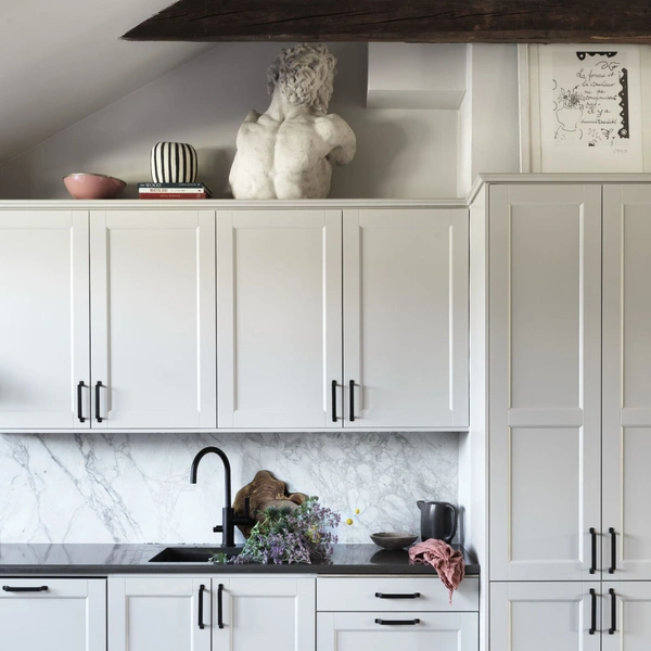 Квартира в Стокгольме. Проект Амелии Уайделл. | Источник: Стеллан Хернер. Стиль: Саша Антич