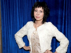 «Иду на поправку, врачи помогают»: Марина Хлебникова записала аудиообращение из больницы