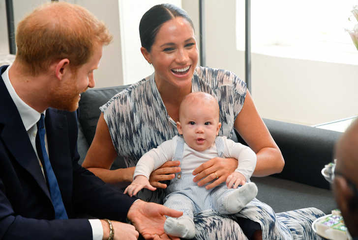 Сыну принца Гарри и Меган Маркл — 2 года: как выглядит ребенок, которого не показывают прессе