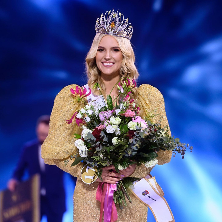 «Мисс Польша-2022» Кристина Соколовская: красавица, которая не стесняется признаваться в любви к России