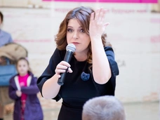 Анастасия Денисова привезла хорошее настроение в ТРЦ ИЮНЬ
