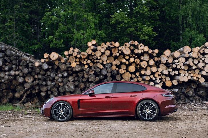 5 мощных фактов про обновленный Porsche Panamera