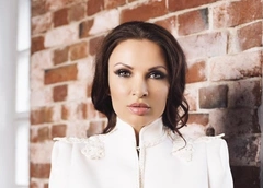 Эвелина Бледанс: «Мужчины предлагали и машины, и кольца»