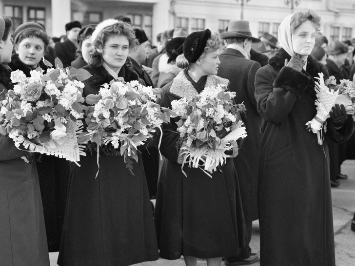 Модницы за железным занавесом: как женщинам в СССР удавалось стильно одеваться