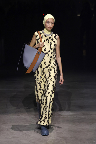 Итоги Недели моды в Милане: 7 трендов осени 2023, которые можно носить уже сейчас