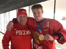 Тело отца хоккеиста Матвея Мичкова нашли в пруду