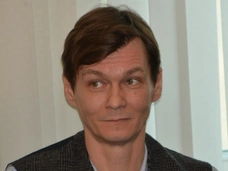 Филипп Янковский: «Ване только даю совет, как термобелье выбрать на съемках, чтоб не мерзнуть»