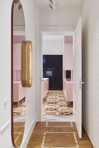 Лаванда, розовый, индиго: современный дизайн в варшавской квартире 1920-х годов