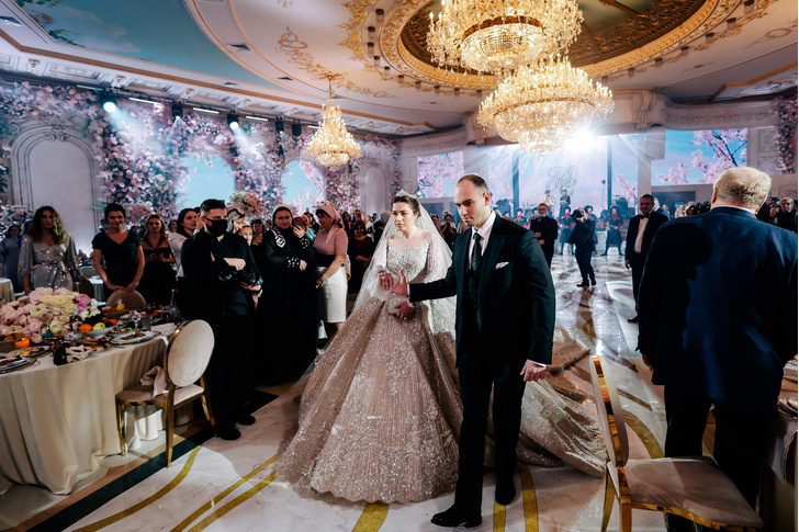 Дочь олигарха Гуцериева развелась через год после свадьбы за почти миллиард рублей