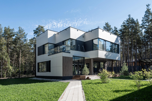Дом 260 м² в «казахской Швейцарии»