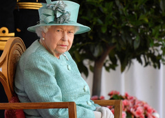 9 модных правил королевского протокола, которые не может нарушить даже Елизавета II