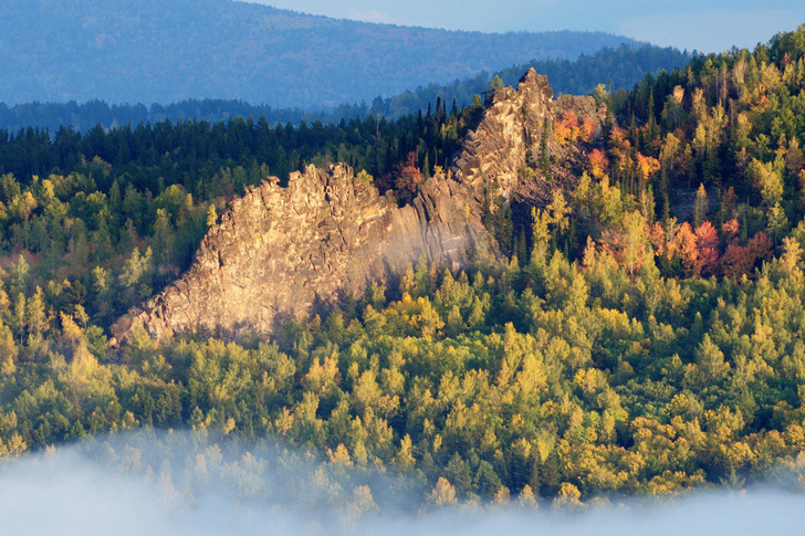 Долины, горы, водопады: 15 самых красивых мест в России