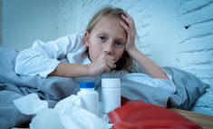 Чем лечить кашель у ребенка: народными средствами или аптечными препаратами