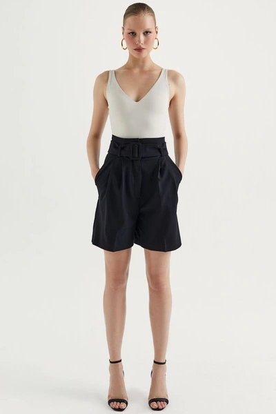 Шорты Love RepublicЦена: 3 654 руб.Где купить: loverepublic.ru